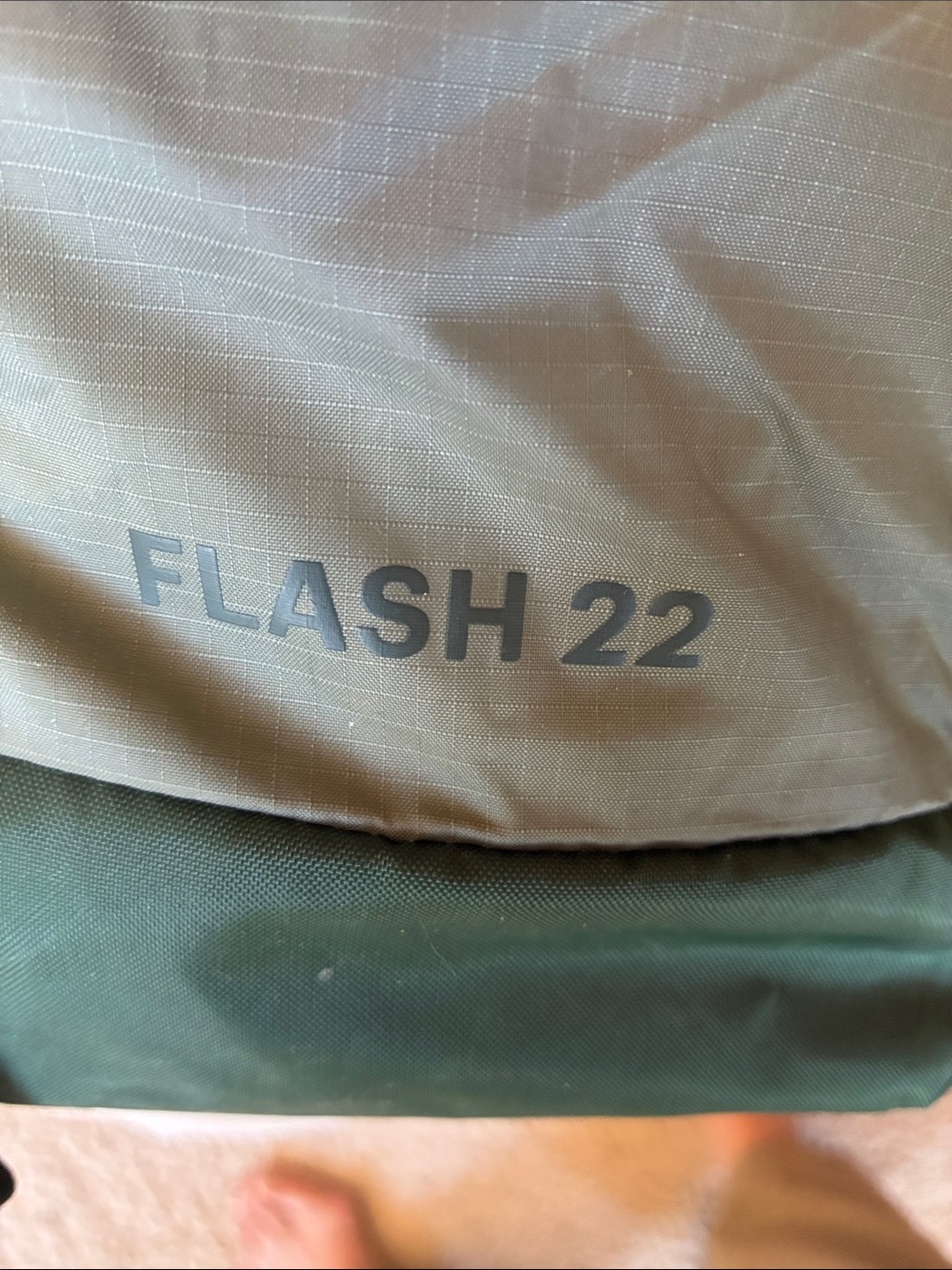 REI Flash 22 Daypack in Olive - Picture 5 of 5